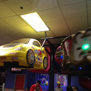 Chuck E. Cheese - Pizza Near Me - Honolulu, Hawaii