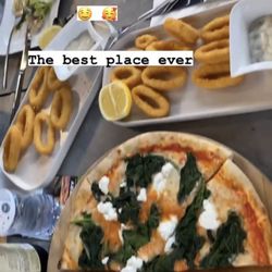 Di Napoli Pizzeria - The calamari is really yummy