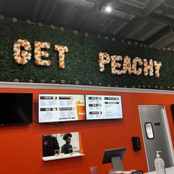 The Peach Cobbler Factory - Inside