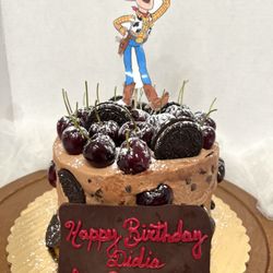 Carmen's Cakes & Pastries - All chocolate