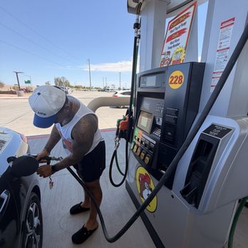 Buc-ee’s - Gas - Gas Stations Near Me - Goodyear, Arizona