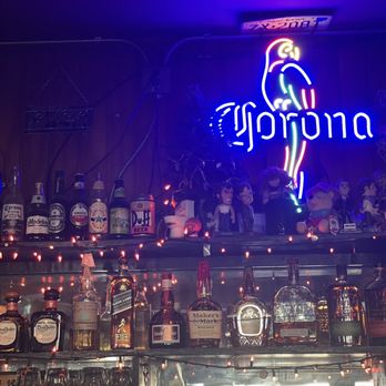 Jersey's Bar & Grill - Dive Bars Near Me - Redondo Beach, California