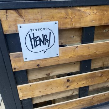 Ten Foot Henry - Sign at entrance - Canadian (New) Near Me - Calgary, Alberta Ten Foot Henry - Sign at entrance - Canadian (New) Near Me - Calgary, Alberta