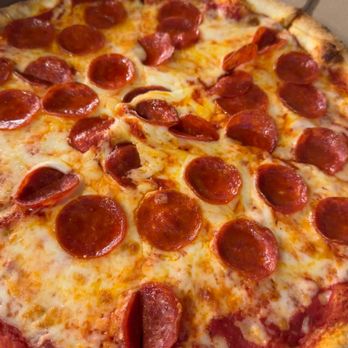 Salvatore's Cucina - Medium pizza with pepperoni well done - Pizza Near Me - Levittown, Pennsylvania Salvatore's Cucina - Medium pizza with pepperoni well done - Pizza Near Me - Levittown, Pennsylvania
