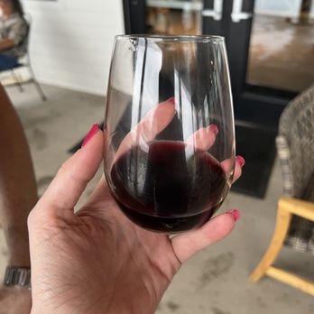 Windridge Vineyards - Didn't offer a stemmed wine glass - Wineries Near Me - Darnestown, Maryland Windridge Vineyards - Didn't offer a stemmed wine glass - Wineries Near Me - Darnestown, Maryland