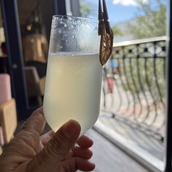 HandleBar - Bees Knees - Cocktail Bars Near Me - Mount Dora, Florida