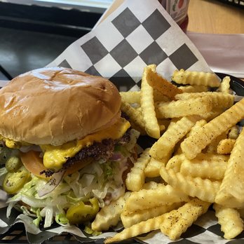 Coaches Box - Cheeseburger with fries - Burgers Near Me - Duncanville, Texas Coaches Box - Cheeseburger with fries - Burgers Near Me - Duncanville, Texas