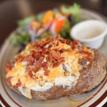 Golden Frog Bistro - Breakfast & Brunch Near Me - Angels Camp, California Golden Frog Bistro - Breakfast & Brunch Near Me - Angels Camp, California