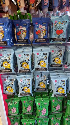 Daiso - Japanese Household Goods by null