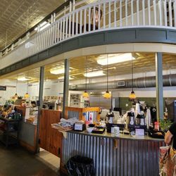 Lee’s Coffee & Tea - Corner of counter