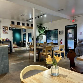 Milo’s Cafe - Everyone must be sleeping in on this rainy summer Saturday morning (Aug 2025). - Cafes Near Me - Morrisville, North Carolina Milo’s Cafe - Everyone must be sleeping in on this rainy summer Saturday morning (Aug 2025). - Cafes Near Me - Morrisville, North Carolina