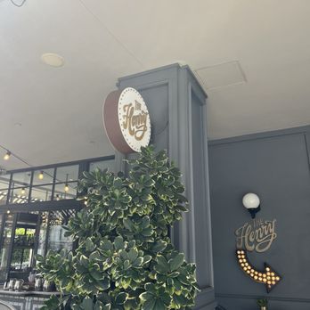 The Henry - New American Near Me - Los Angeles, California