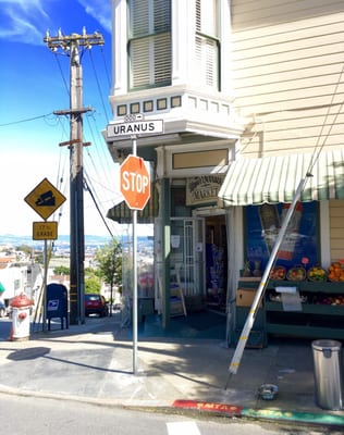 Upper Terrace Market by null