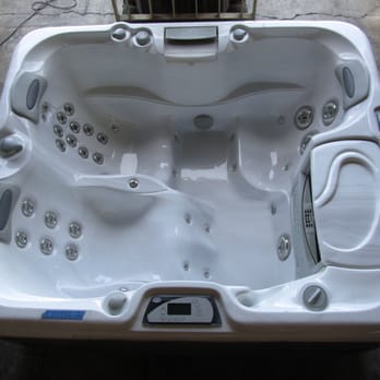 The Spa King- Melbourne - Pool & Hot Tub Service Near Me - Melbourne, Florida