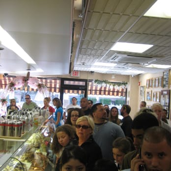 Carlo's Bakery - Bakeries Near Me - Hoboken, New Jersey Carlo's Bakery - Bakeries Near Me - Hoboken, New Jersey