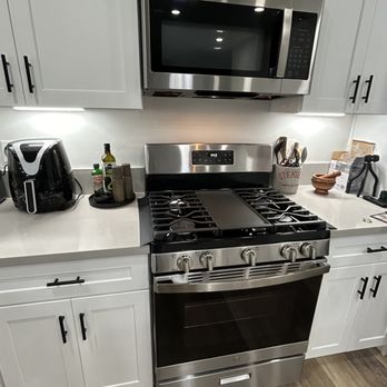 Mexi Maids Cleaning - Spotless Kitchen - Home Cleaning Near Me Mexi Maids Cleaning - Spotless Kitchen - Home Cleaning Near Me