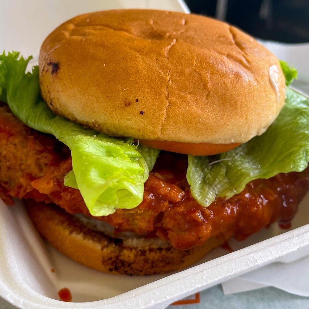 Earth Burger - Buffalo chick'n sandwich - Burgers Near Me - San Antonio, Texas