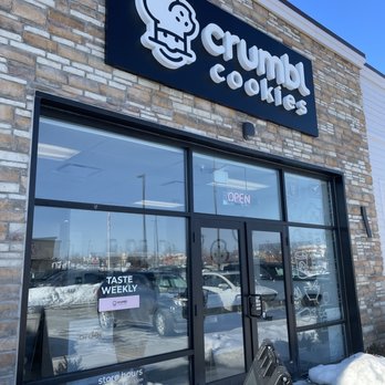 Crumbl - Henrietta - Bakeries Near Me - Henrietta, New York