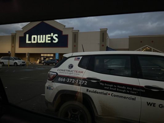 Lowe S Home Improvement 57 Photos 71 Reviews Hardware Stores 434 West Twelve Mile Madison Heights Mi Phone Number Yelp