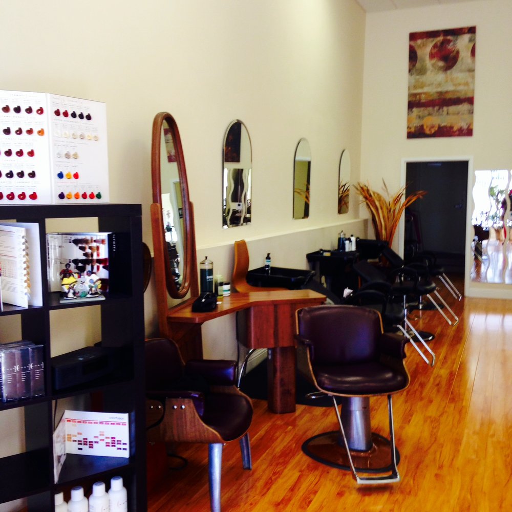 Diamond Hair Studio - Inside Diamond Hair Salon - Hair Salons Near Me - San Francisco, California
