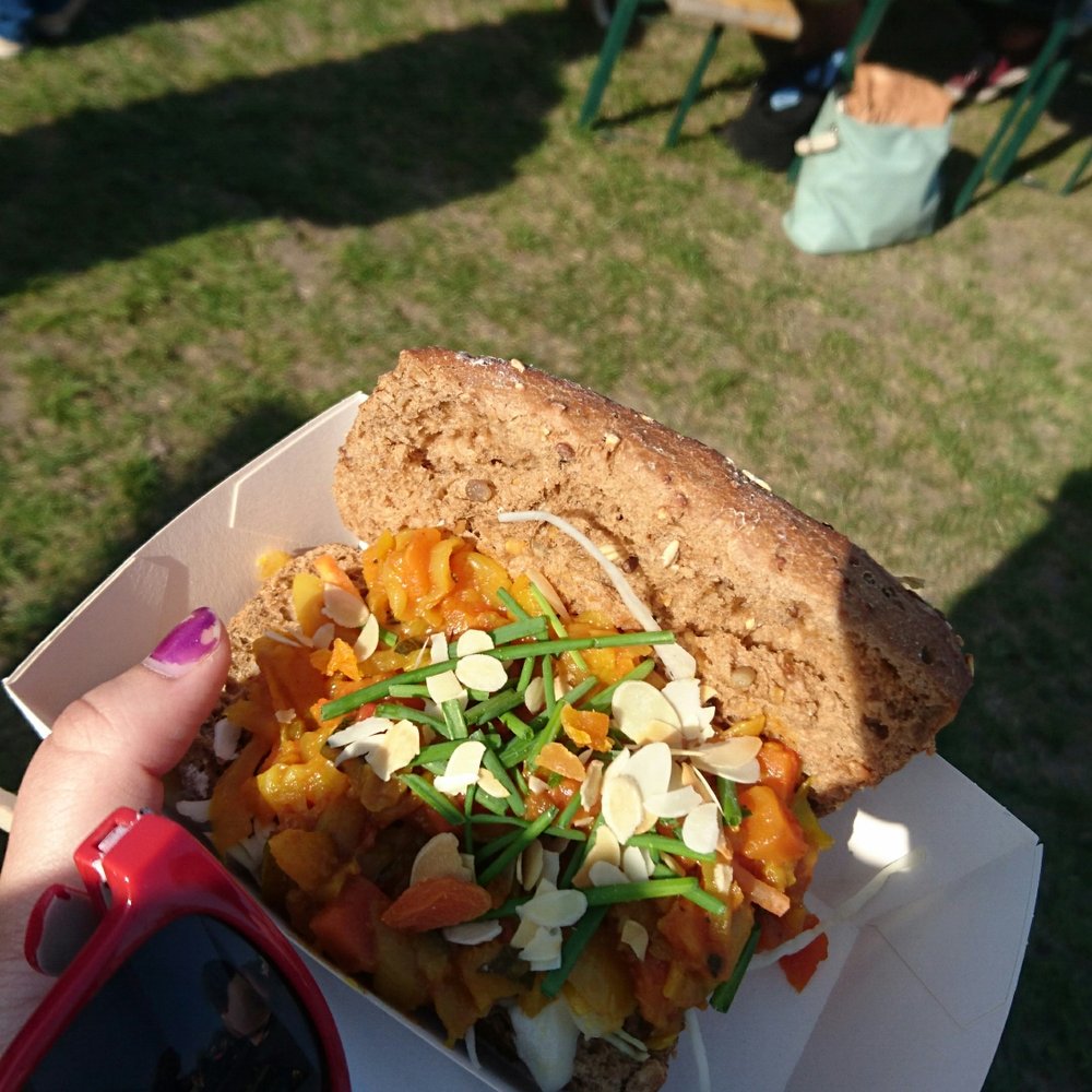 Trek Utrecht - Veggie stoof - Food Trucks Near Me - Noord-Oost, Utah