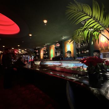 Mon Jin Lau - The Bar Area - Asian Fusion Near Me - Troy, Michigan