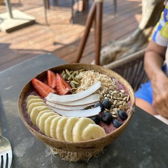 Restaurante Mezzanine - Açaí bowl - Thai Near Me - Tulum, ROO