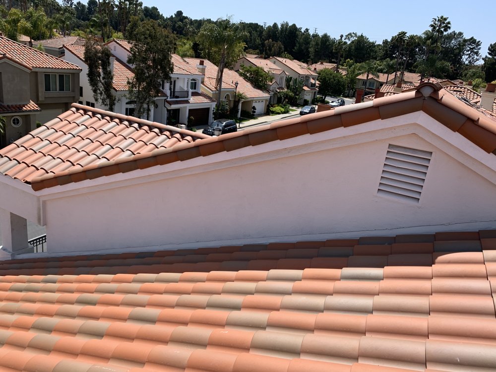 Slide of A's Roofing