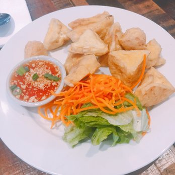 District Thai - Thai Near Me - York, Pennsylvania