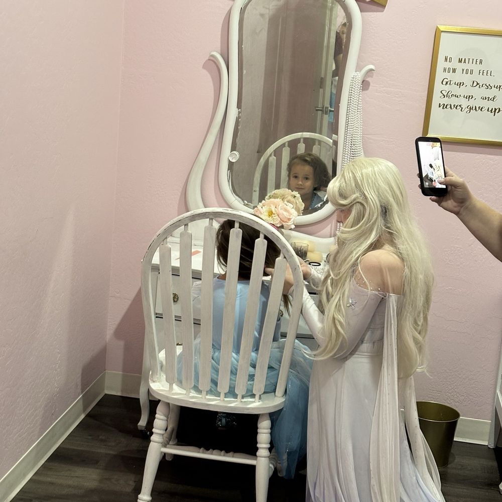 The Pink Teapot - Hair and makeup - Venues & Event Spaces Near Me - Gilbert, Arizona The Pink Teapot - Hair and makeup - Venues & Event Spaces Near Me - Gilbert, Arizona