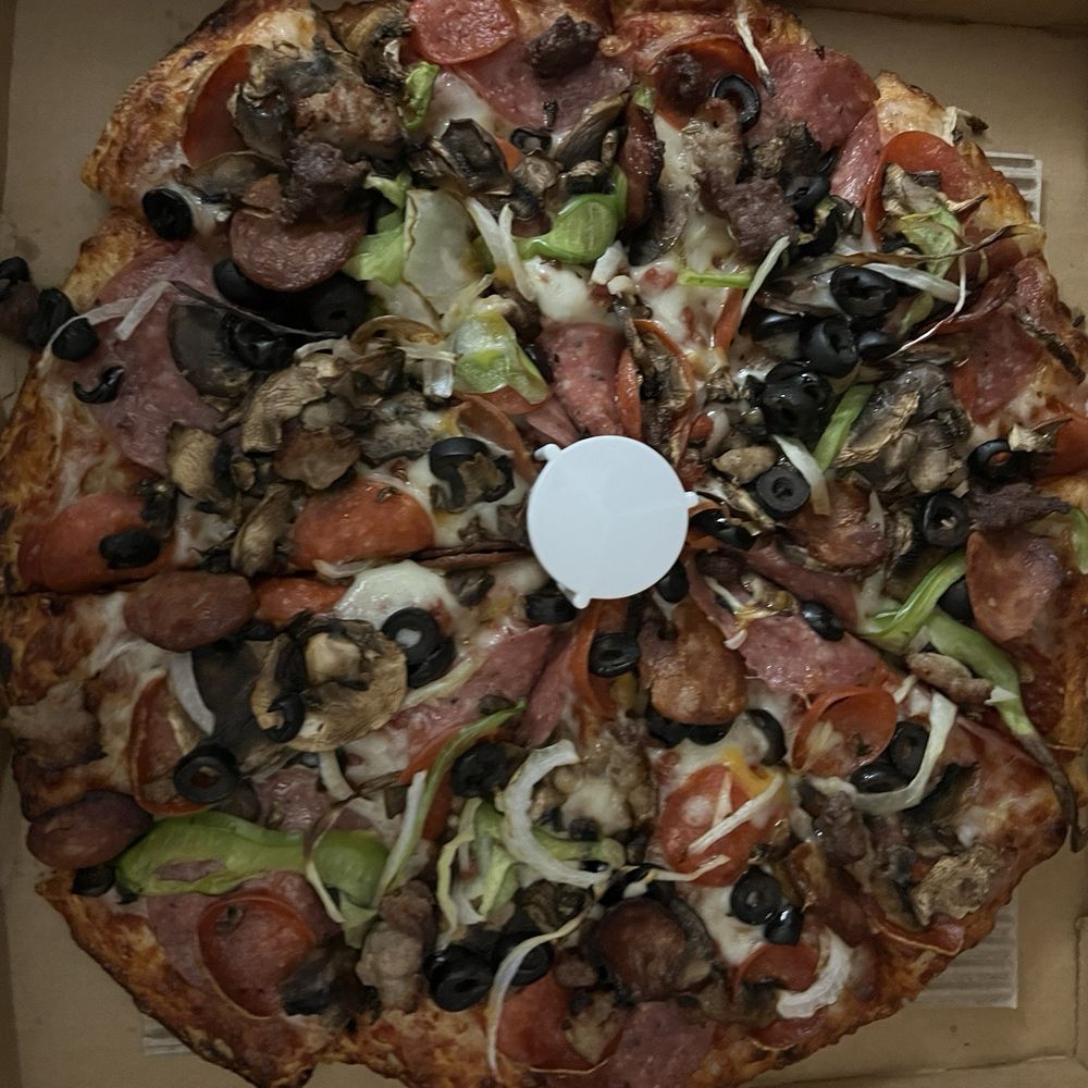 Mountain Mike's Pizza - Med size Everest pizza - Chicken Wings Near Me - Pasadena, California