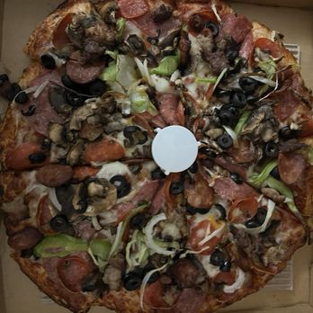 Mountain Mike's Pizza - Med size Everest pizza - Chicken Wings Near Me - Pasadena, California