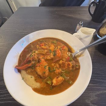 Estimes Cafe - Lobster grits - Breakfast & Brunch Near Me - Colonia, New Jersey