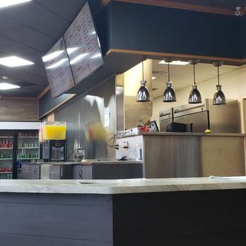 Burger Hub - Fast Food Near Me - Greenfield, Wisconsin