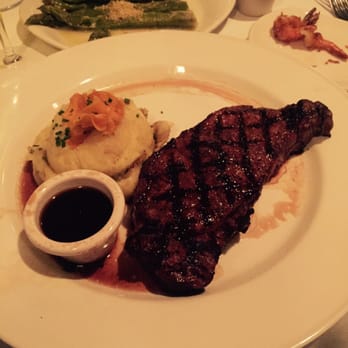 Chart House - strip steak with garlic mashed potatoes - Seafood Near Me - Alexandria, Virginia Chart House - strip steak with garlic mashed potatoes - Seafood Near Me - Alexandria, Virginia