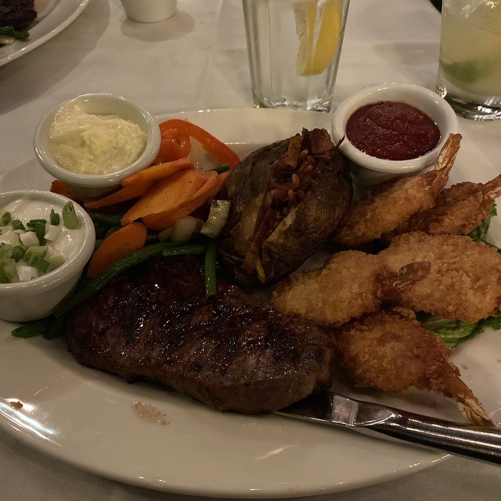 Quail Run Cafe - Surf and turf - Buffets Near Me - Geyserville, California Quail Run Cafe - Surf and turf - Buffets Near Me - Geyserville, California