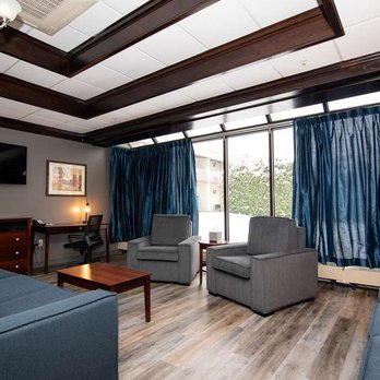 Best Western Plus Plattsburgh - Suite Living Room - Hotels Near Me - Plattsburgh, New York Best Western Plus Plattsburgh - Suite Living Room - Hotels Near Me - Plattsburgh, New York