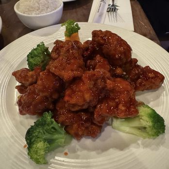 Saisaki - General Tsos Chicken - Sushi Bars Near Me - Newport News, Virginia