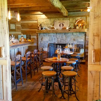 Leiper's Fork Distillery - Tasting Room - Distilleries Near Me - Franklin, Tennessee Leiper's Fork Distillery - Tasting Room - Distilleries Near Me - Franklin, Tennessee