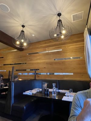 Local Restaurant & Bar by null
