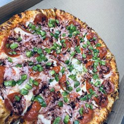 Brent's Pizza - The Supreme Za
