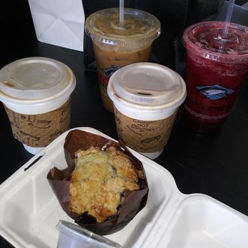 Anthony's Boise - Our drinks and the yummy muffin with cinnamon butter :) - Seafood Near Me - Boise, Idaho Anthony's Boise - Our drinks and the yummy muffin with cinnamon butter :) - Seafood Near Me - Boise, Idaho