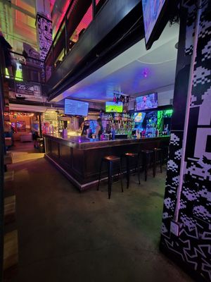 UP-DOWN - Updated January 2026 - 174 Photos & 147 Reviews - 500 E ...