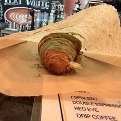Caffe Barbaro Napoli - Pistachio croissant