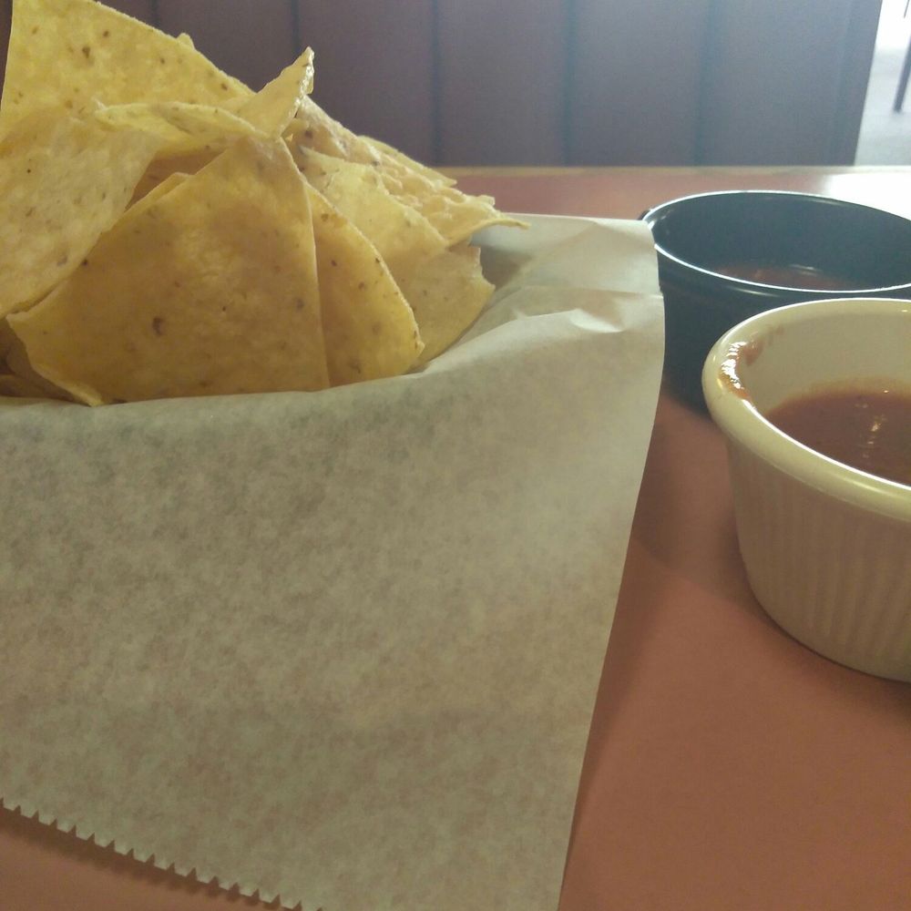 Dos Pesos Mexican Restaurant - Mexican Near Me - Van Buren Twp, Michigan