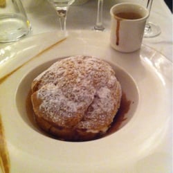 Le Carré - Une profiterole géante !