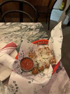 Danny's Pizza Tavern by null