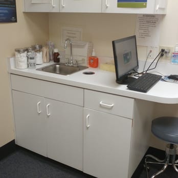 Lundquist Christopher, MD - Inside the exam room. The nurses here are so very nice! - Family Practice Near Me - Yorba Linda, California Lundquist Christopher, MD - Inside the exam room. The nurses here are so very nice! - Family Practice Near Me - Yorba Linda, California