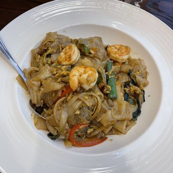 Spring Thai Fusion & Bar - Drunken Noodles - Thai Near Me - New york, New York Spring Thai Fusion & Bar - Drunken Noodles - Thai Near Me - New york, New York
