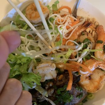 Pho Bo - Found a string of plastic in my Shrimp vermicelli noodle that I discovered while I was chewing - Vietnamese Near Me - San Diego, California Pho Bo - Found a string of plastic in my Shrimp vermicelli noodle that I discovered while I was chewing - Vietnamese Near Me - San Diego, California